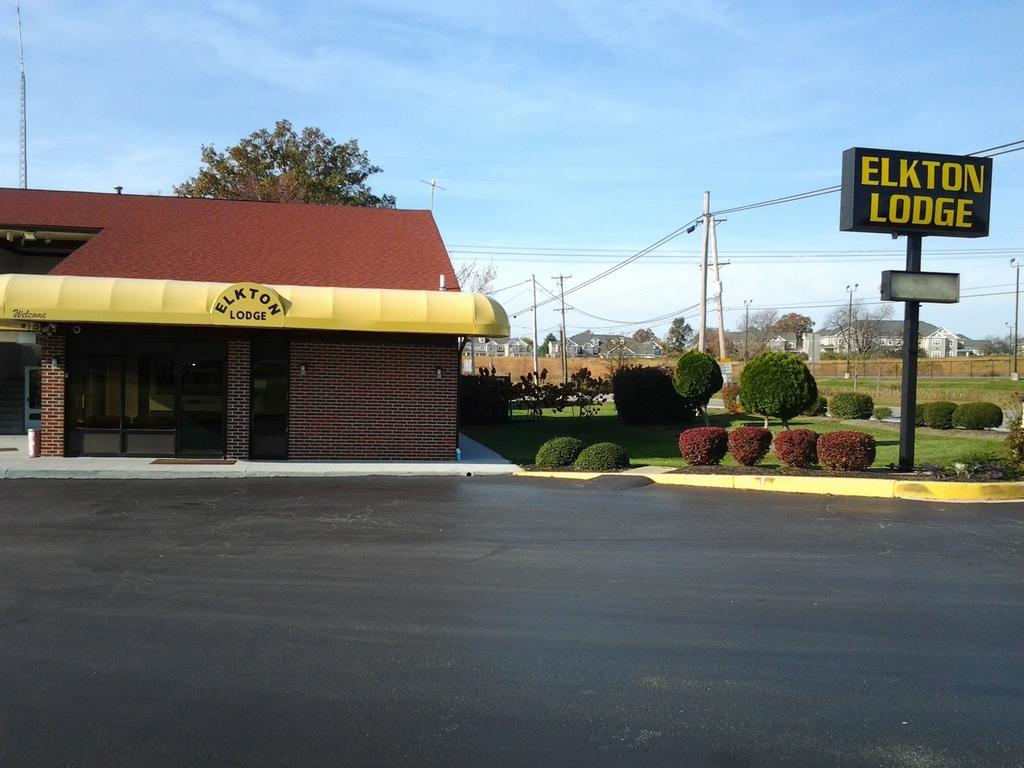 Elkton Lodge Exterior photo