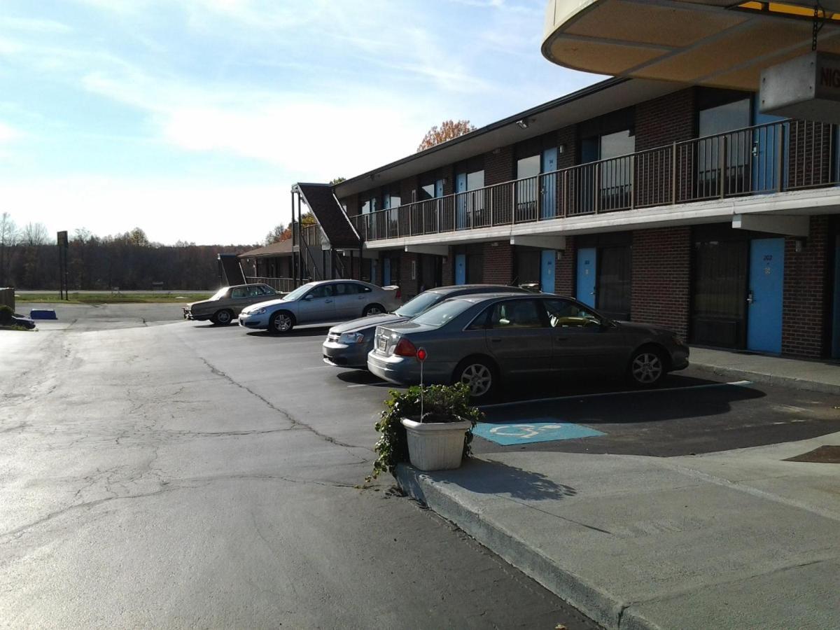 Elkton Lodge Exterior photo